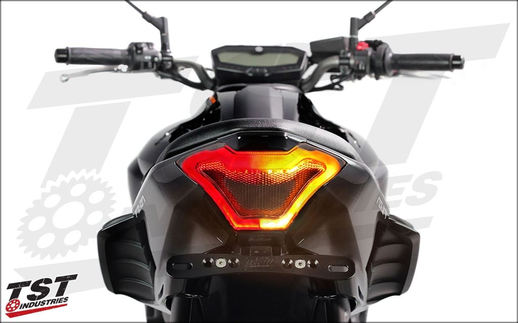 ◇送料140円◇汎用 12V 流れる LEDウインカー ハンドル固定式 メッキ スモーク 2個 FZX750 GX750 MT-01 MT-03 MT-07 MT-09 MT-10 NIKEN