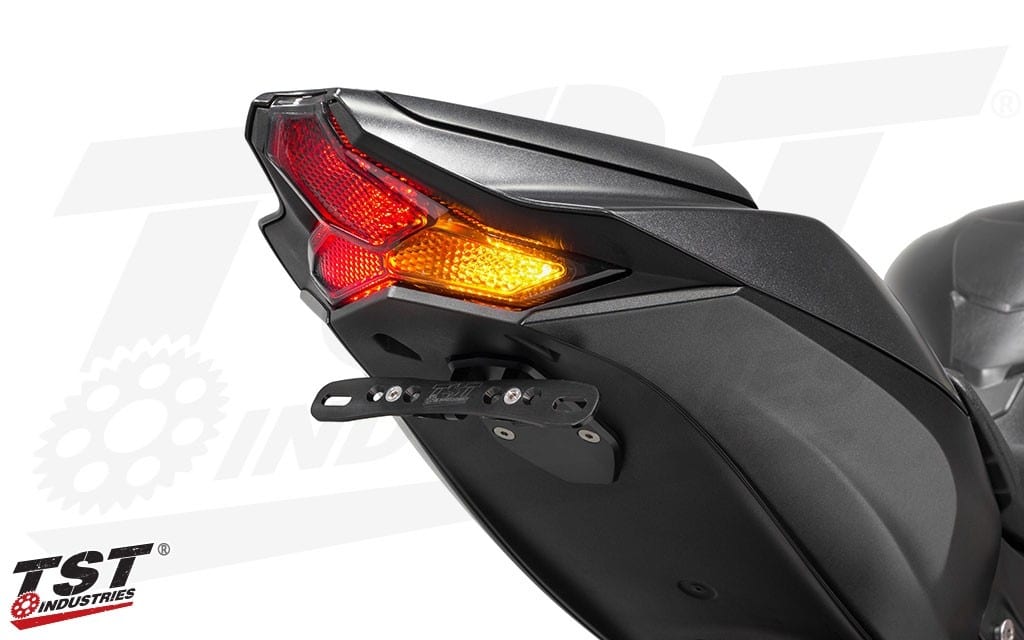 TST Industries ZX-10R (16-23) ウィンカー内蔵 LEDテールライト